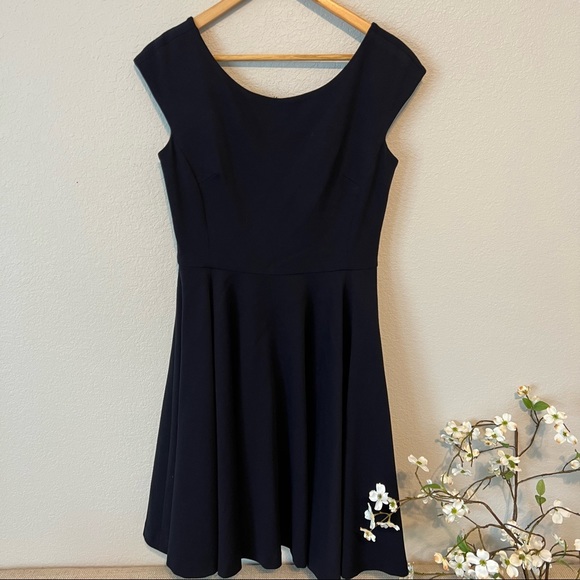 Milly Navy Circle Skirt Dress M - Picture 2 of 6